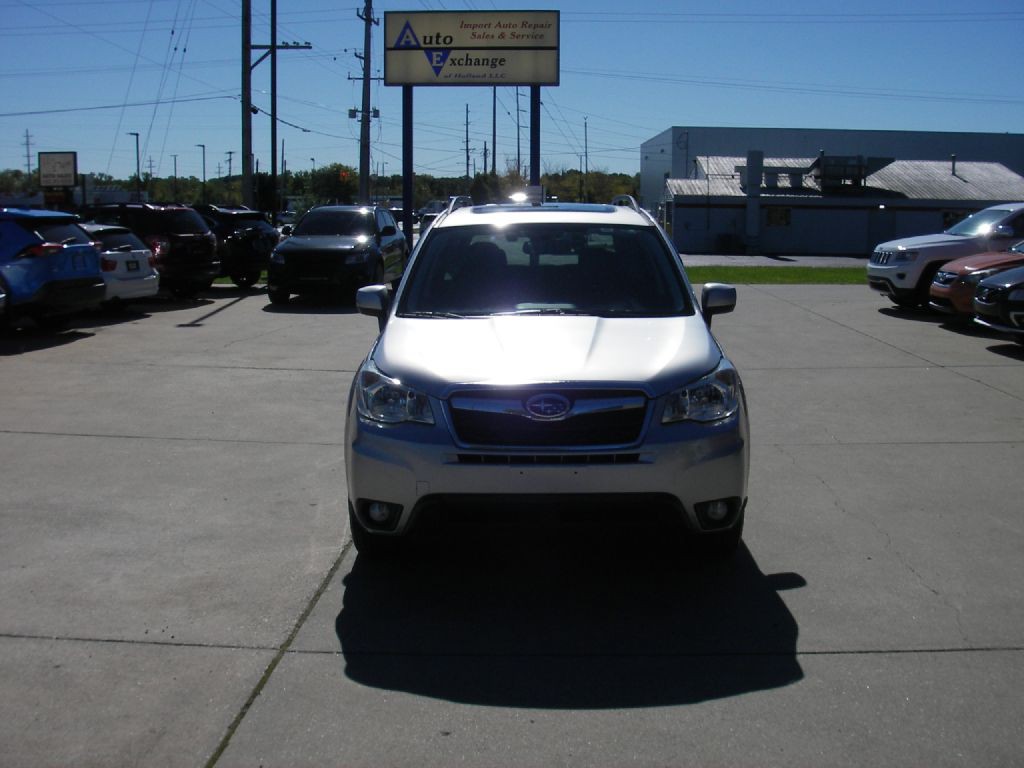 2015 Subaru Forester Image 12