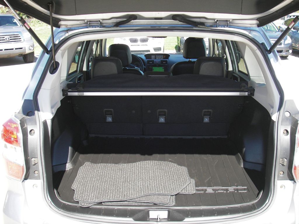 2015 Subaru Forester Image 30