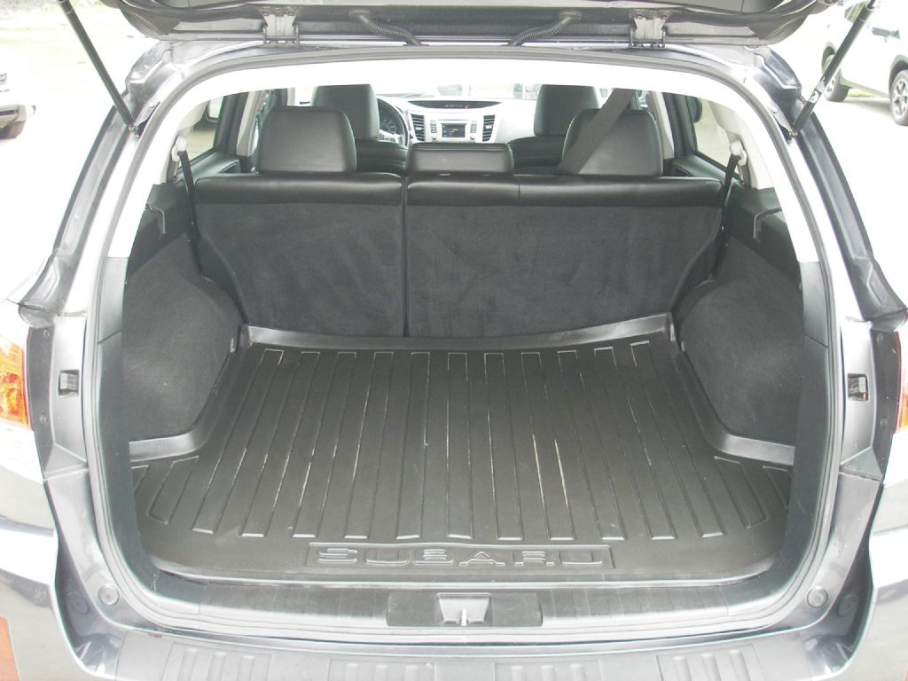 2012 Subaru Outback Image 29