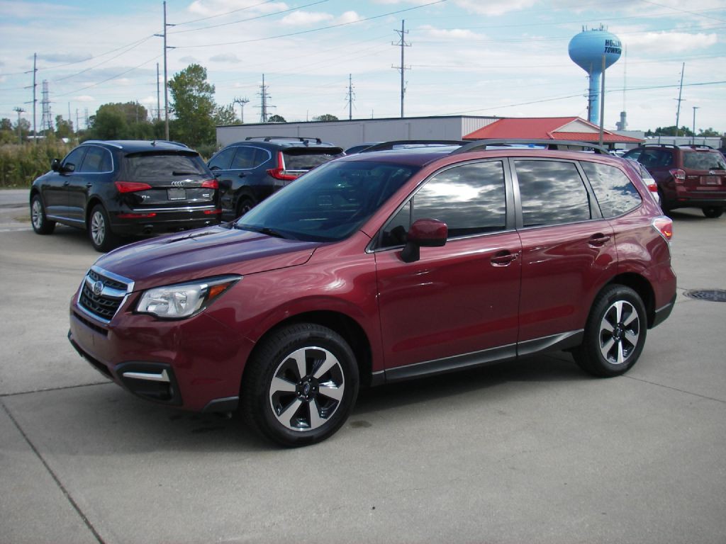 2017 Subaru Forester Image 11