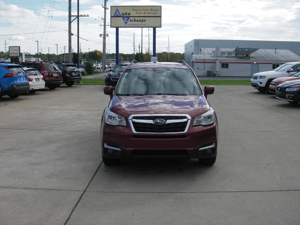 2017 Subaru Forester Image 12