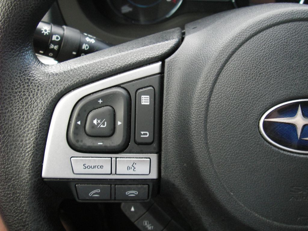 2017 Subaru Forester Image 18