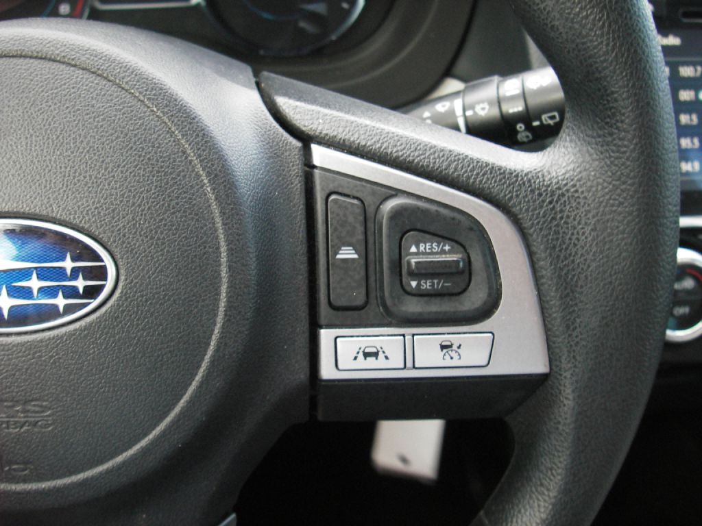 2017 Subaru Forester Image 19