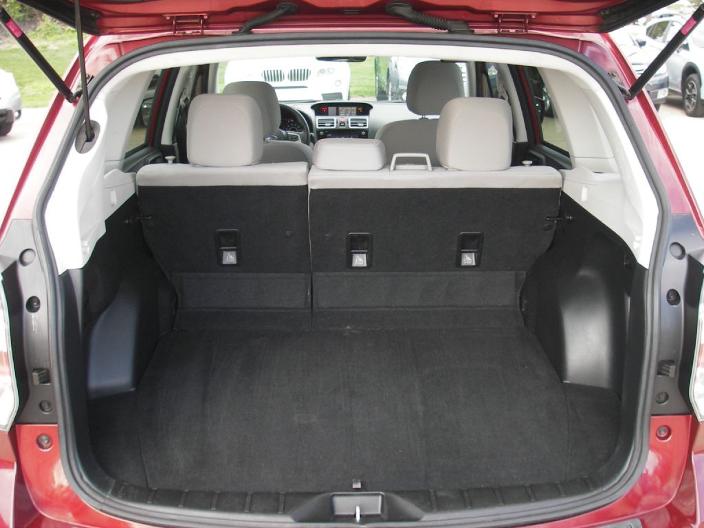 2017 Subaru Forester Image 29