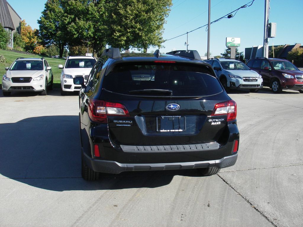 2017 Subaru Outback Image 8