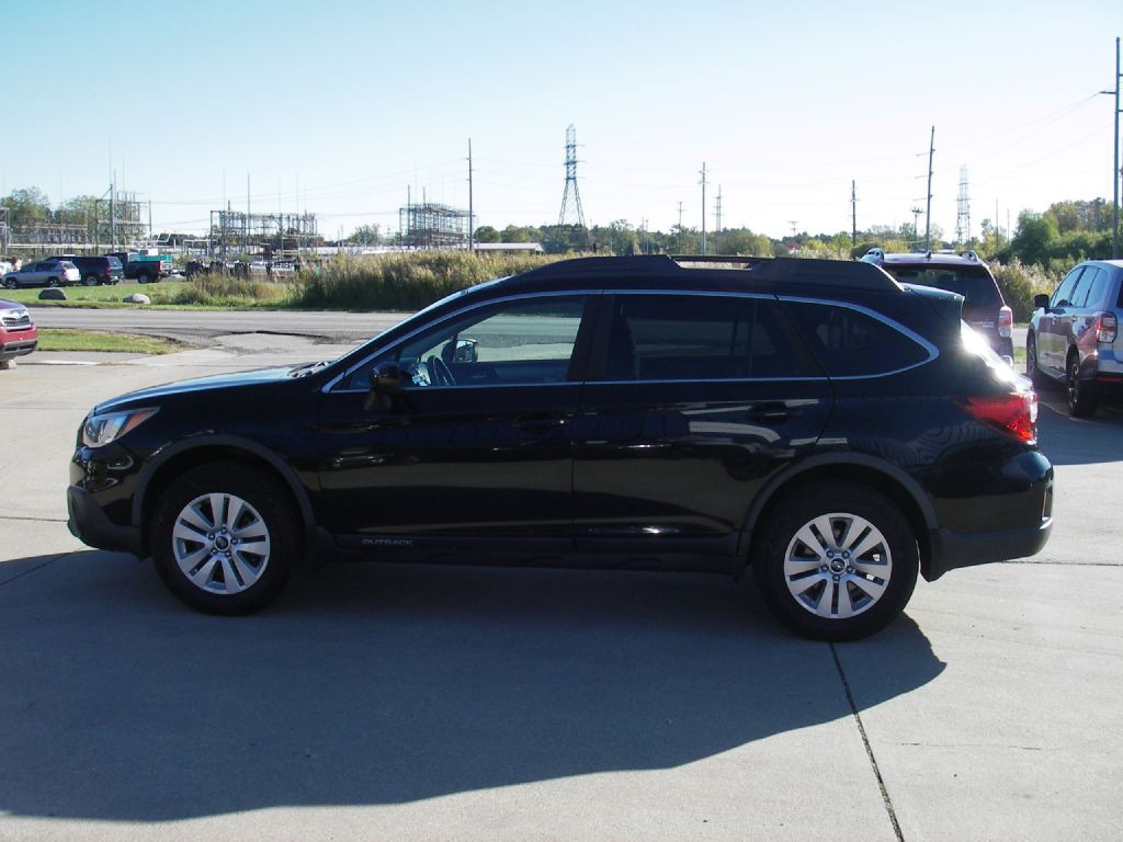 2017 Subaru Outback Image 10