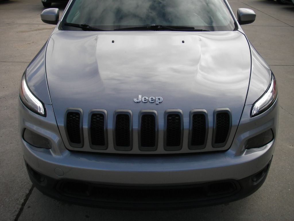 2014 Jeep Cherokee Image 12