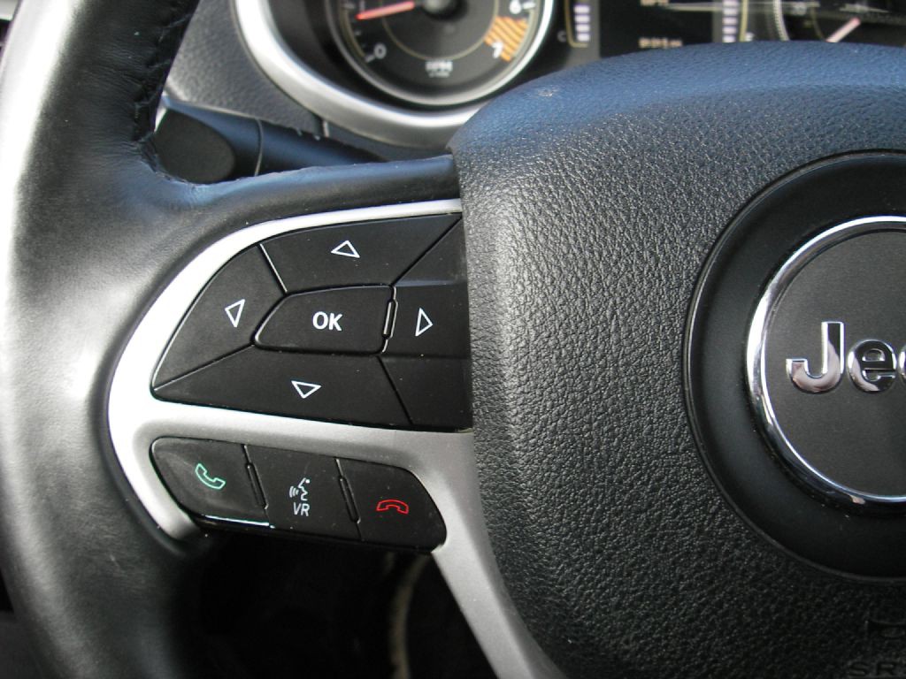 2014 Jeep Cherokee Image 16