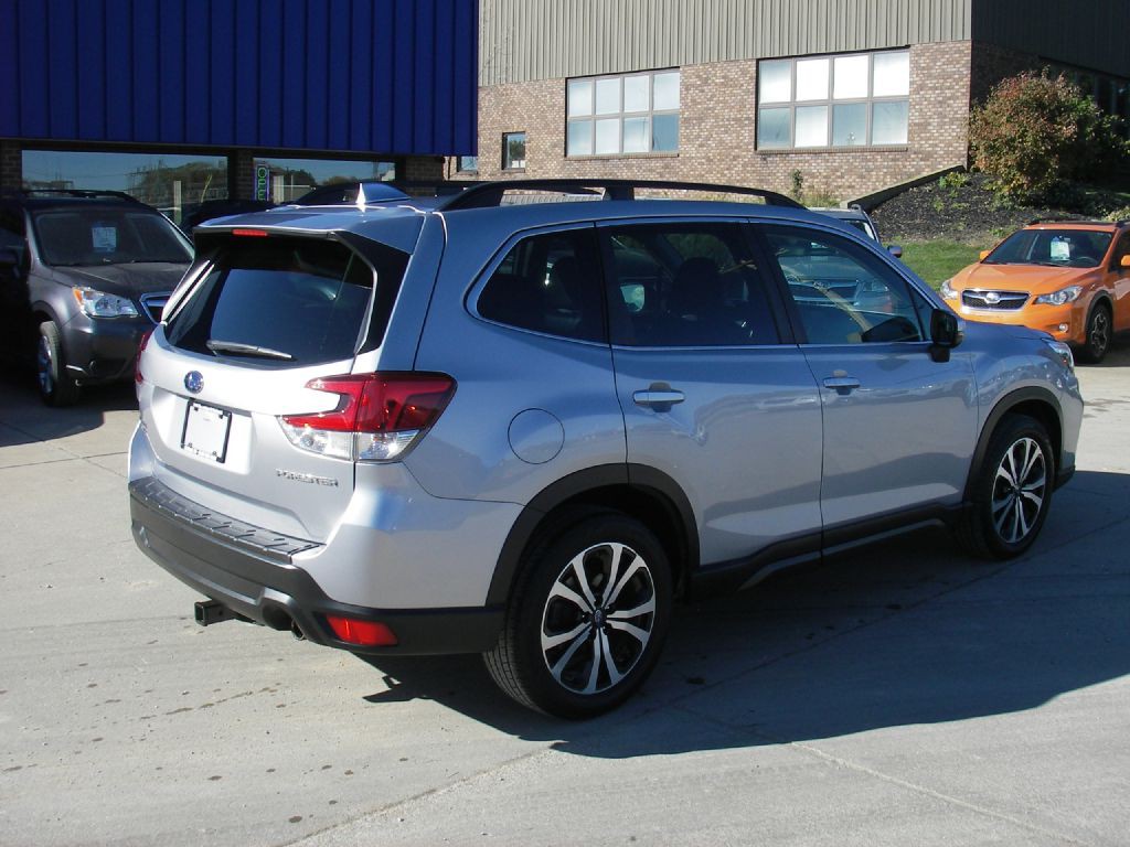 2021 Subaru Forester Image 5