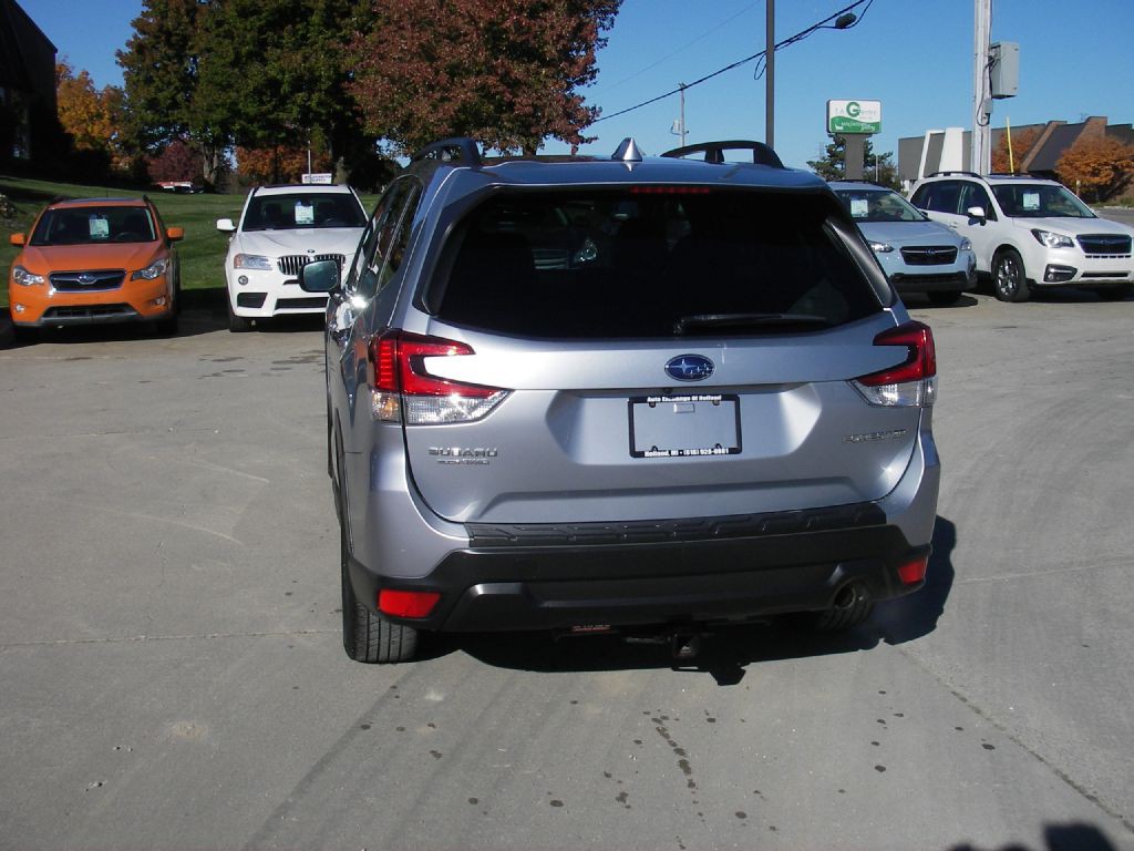 2021 Subaru Forester Image 8
