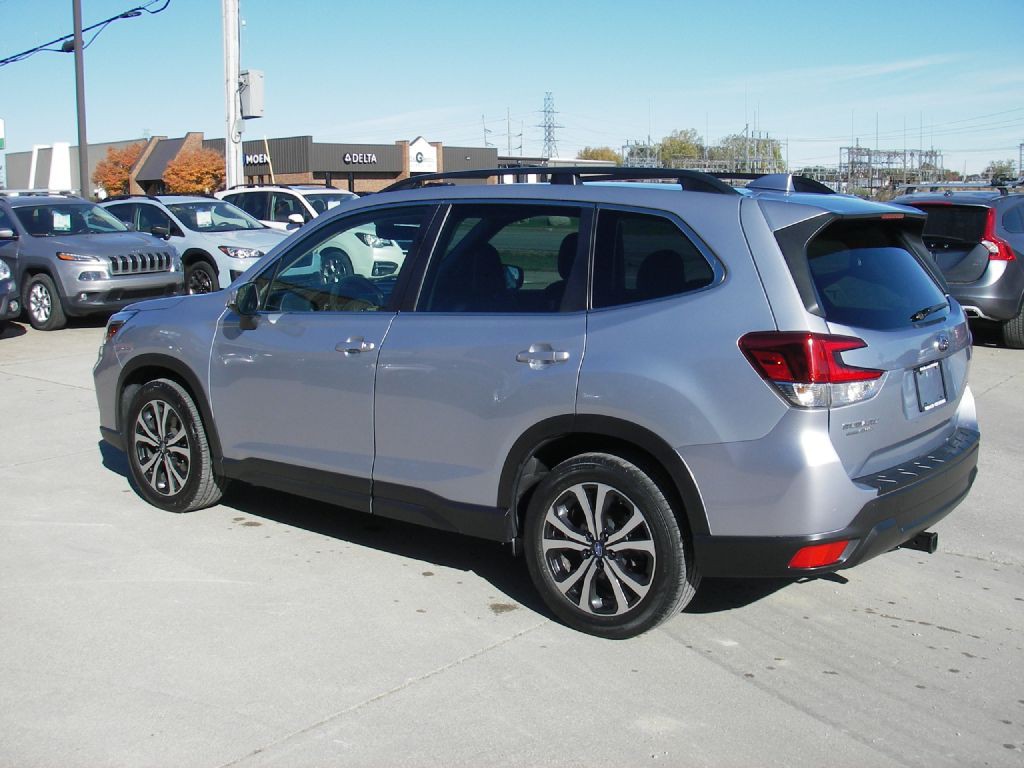 2021 Subaru Forester Image 9
