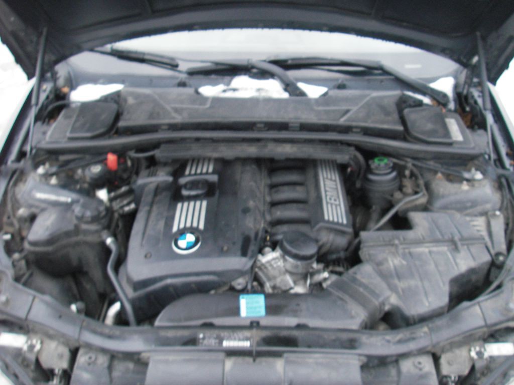 2010 BMW 3 Series Image 33