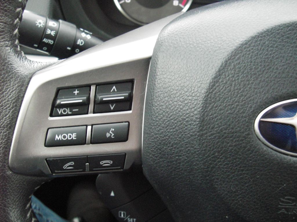 2015 Subaru Forester Image 18