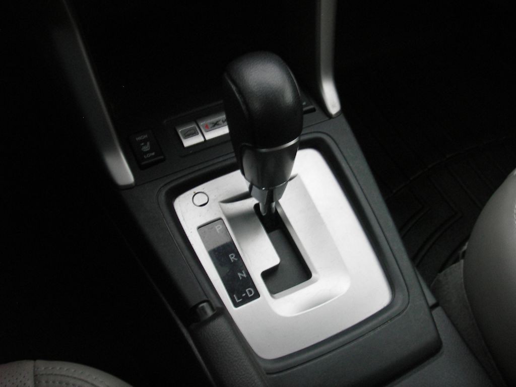 2015 Subaru Forester Image 26