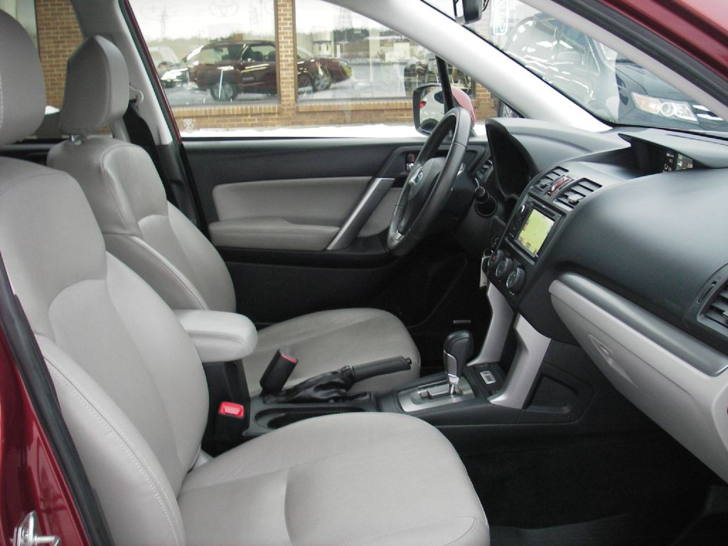 2015 Subaru Forester Image 34