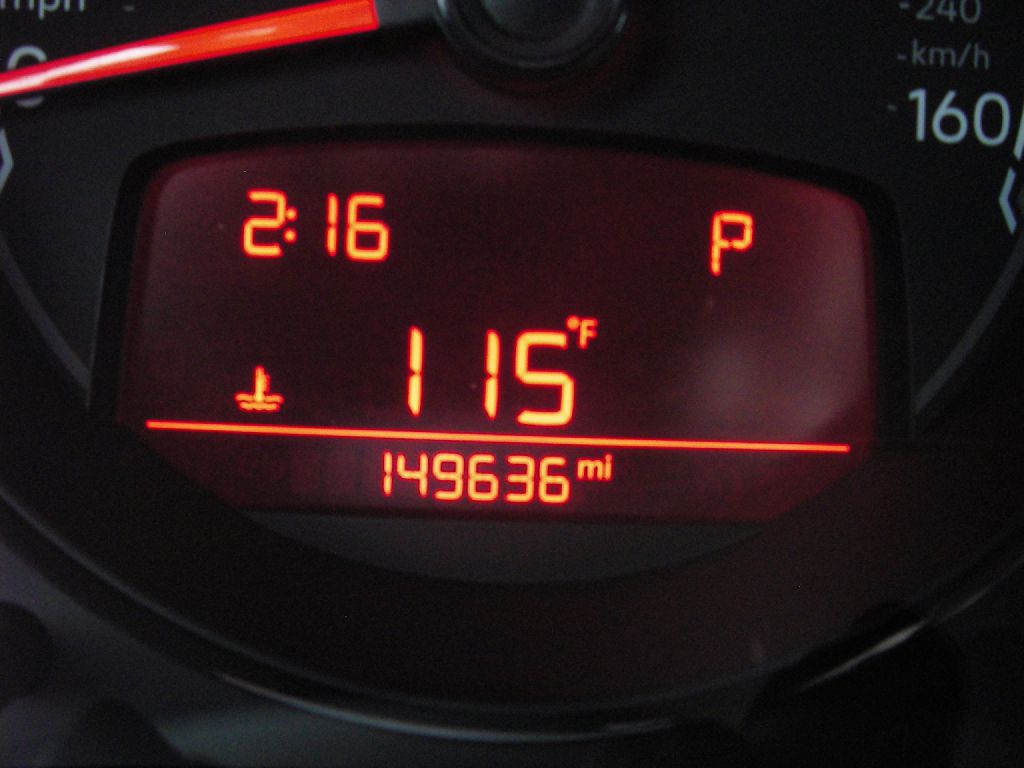 2017 Volkswagen Beetle Image 16