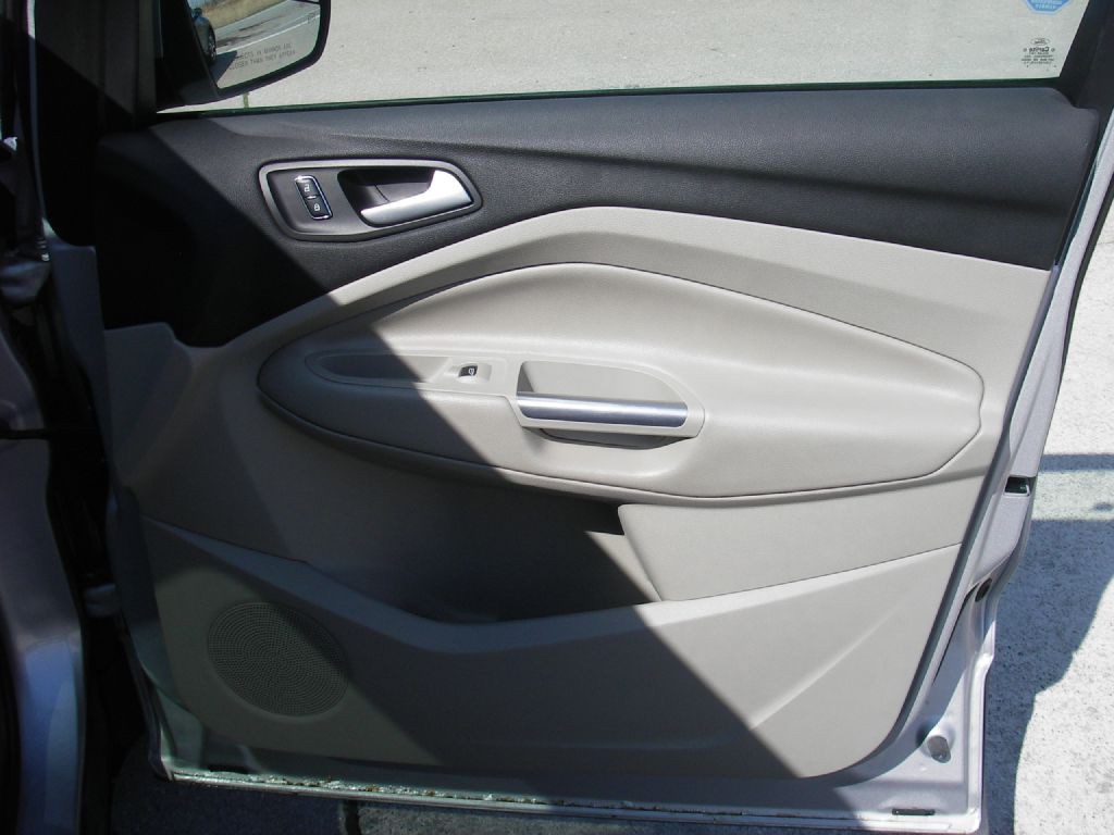 2014 Ford Escape Image 35