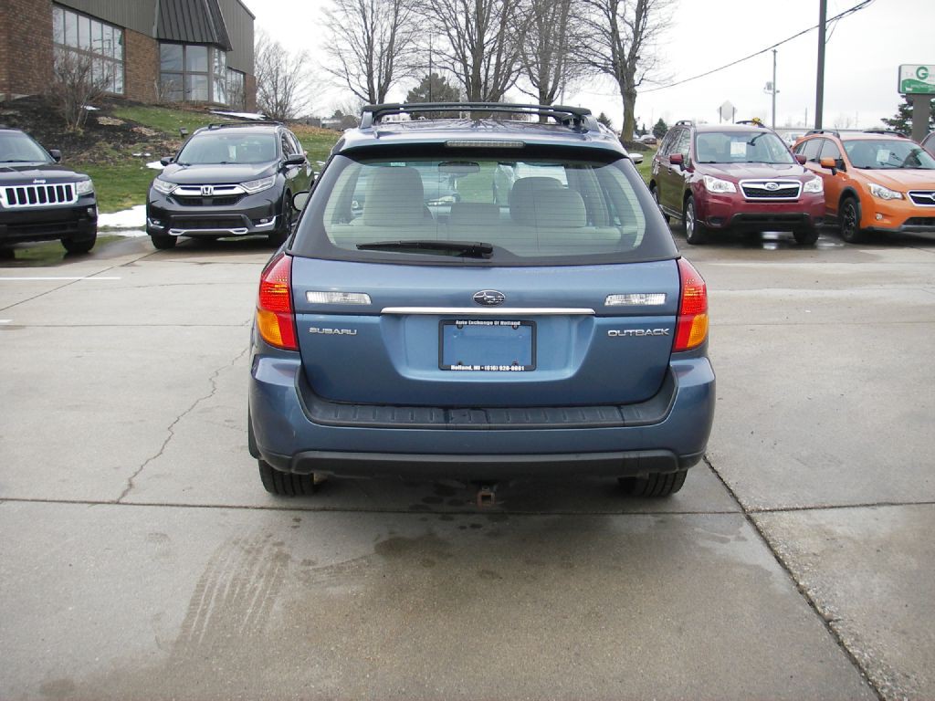 2007 Subaru Outback Image 7