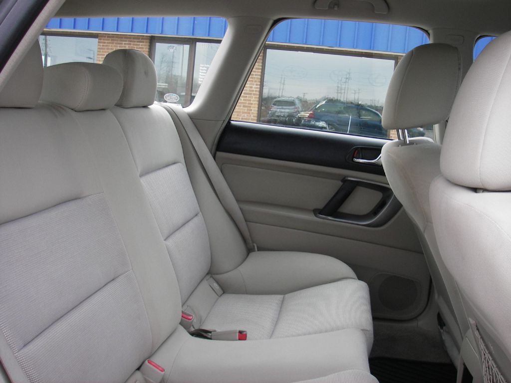 2007 Subaru Outback Image 25