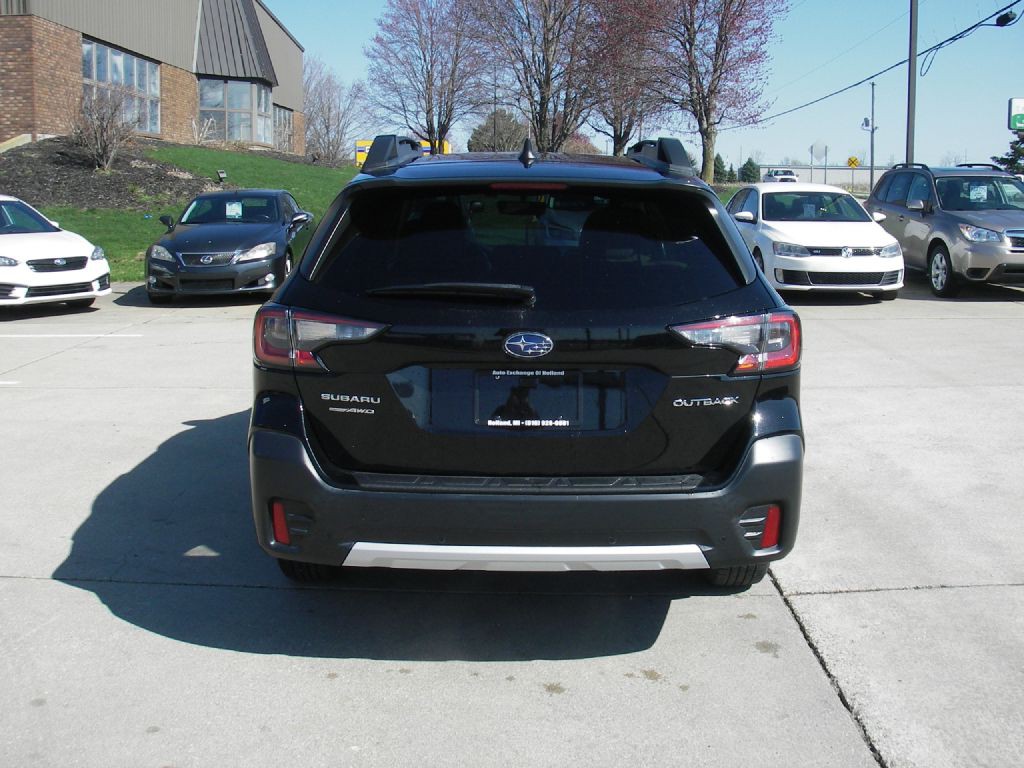 2022 Subaru Outback Image 7