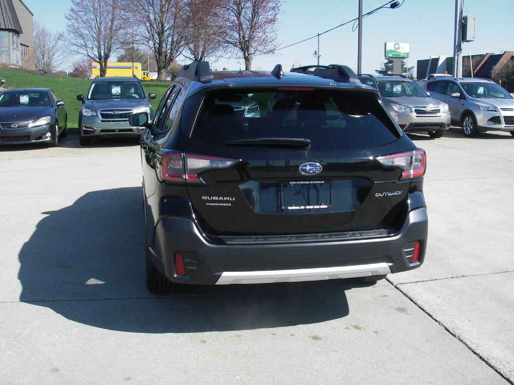 2022 Subaru Outback Image 8