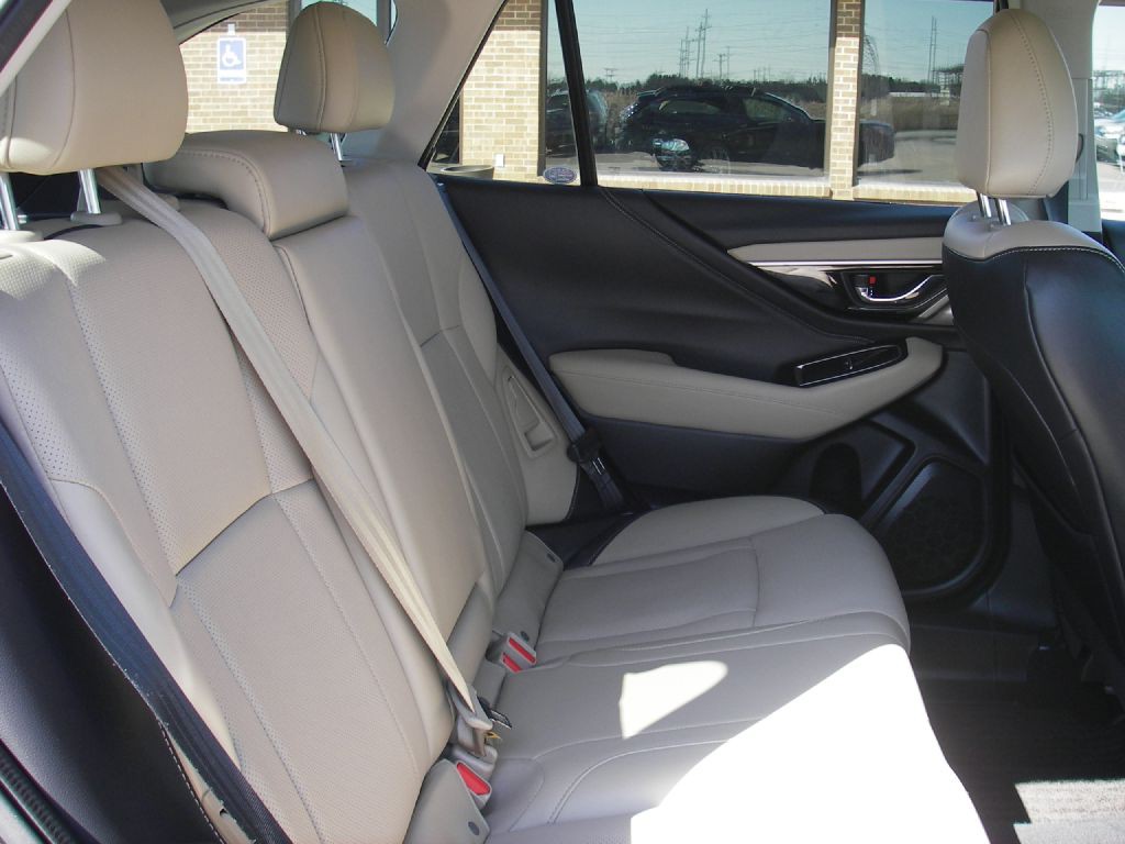 2022 Subaru Outback Image 30