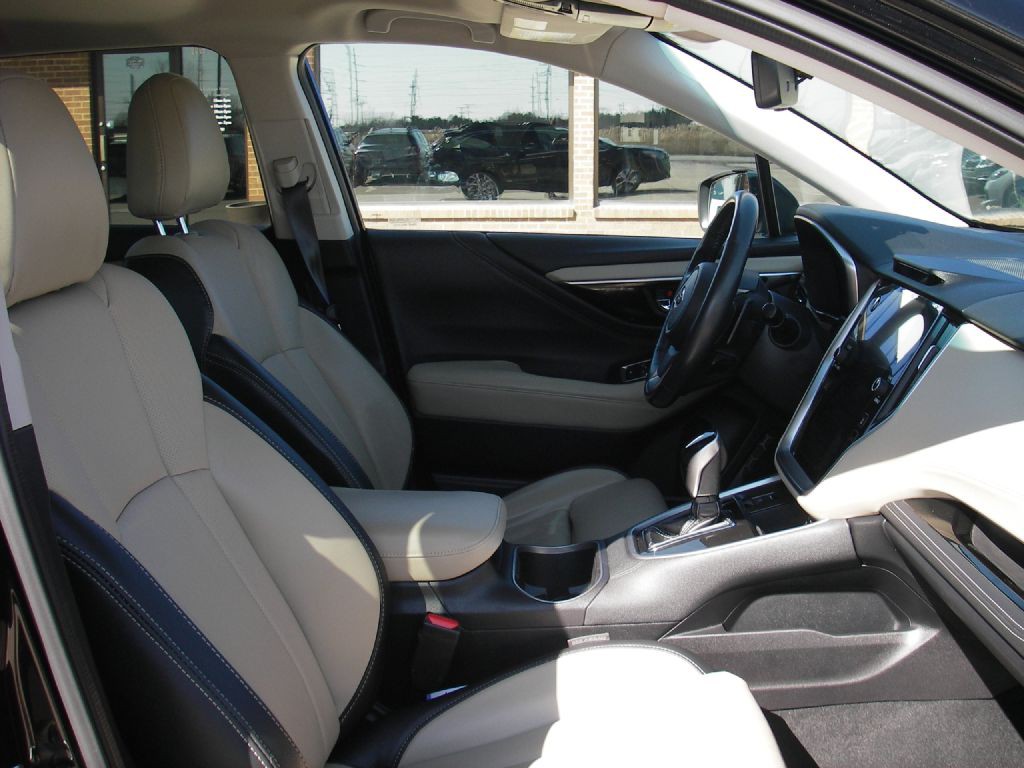 2022 Subaru Outback Image 32