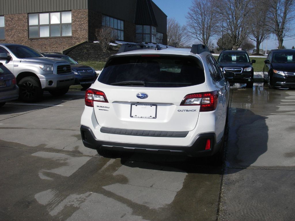 2019 Subaru Outback Image 6