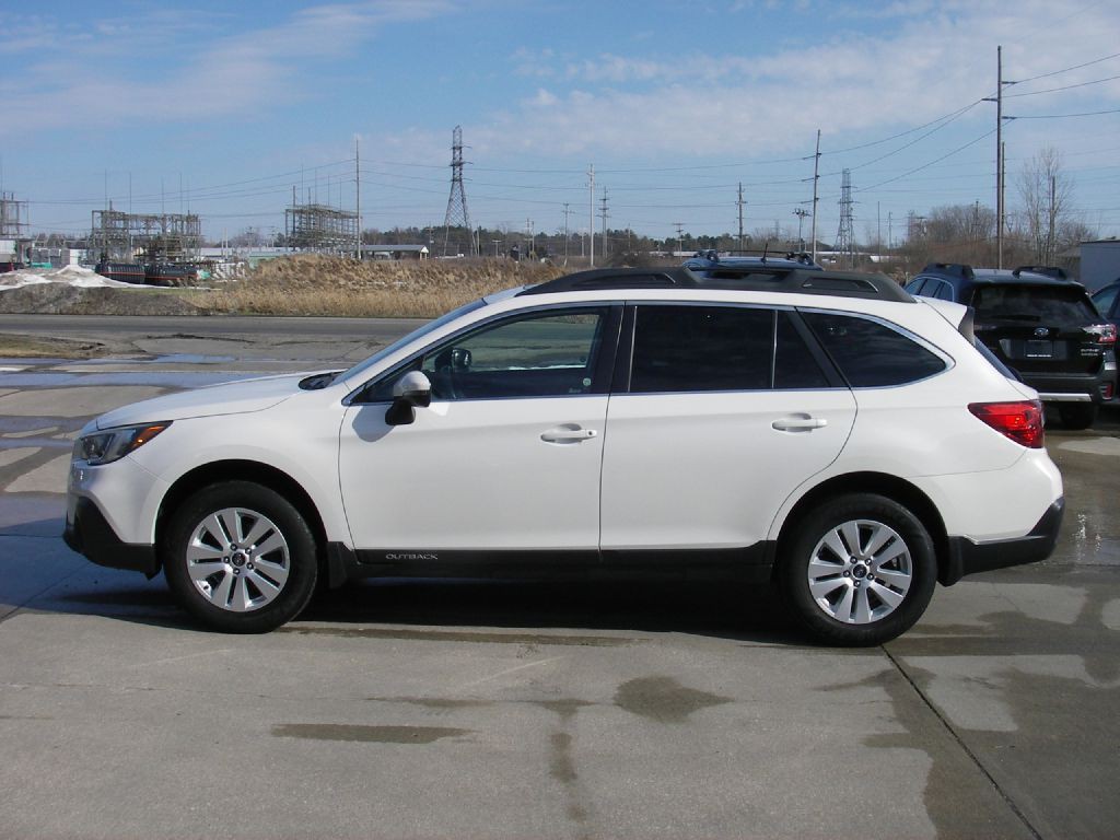 2019 Subaru Outback Image 10