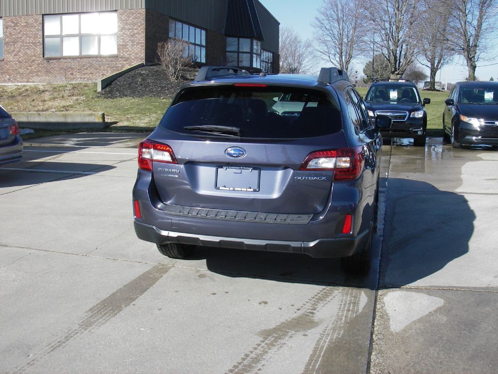 2015 Subaru Outback Image 5
