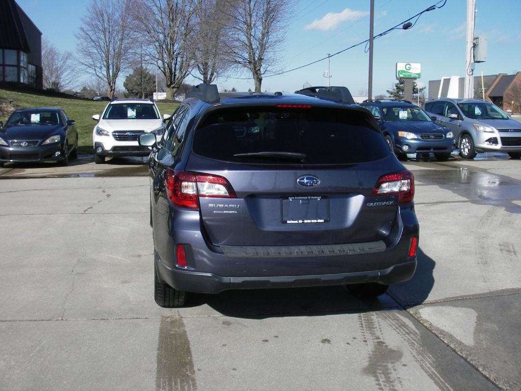 2015 Subaru Outback Image 7
