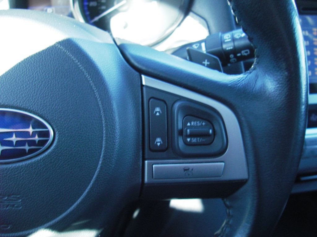 2015 Subaru Outback Image 18