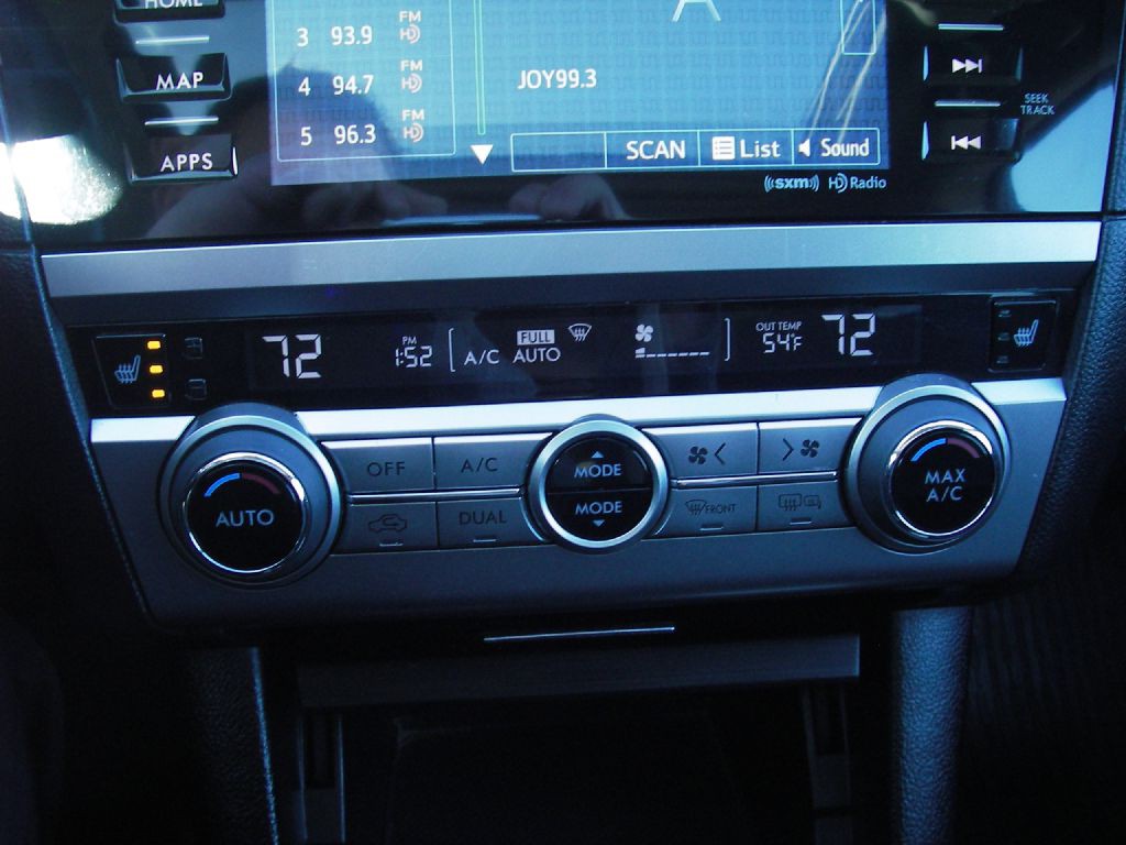 2015 Subaru Outback Image 21