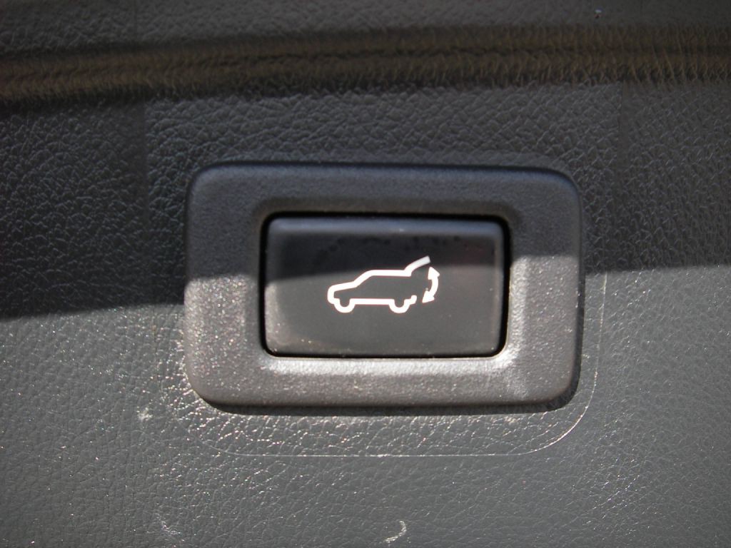 2015 Subaru Outback Image 28