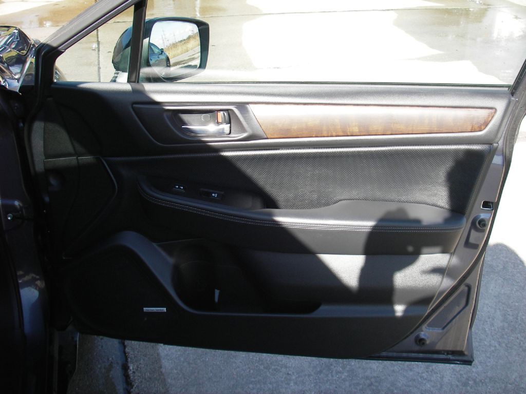 2015 Subaru Outback Image 33