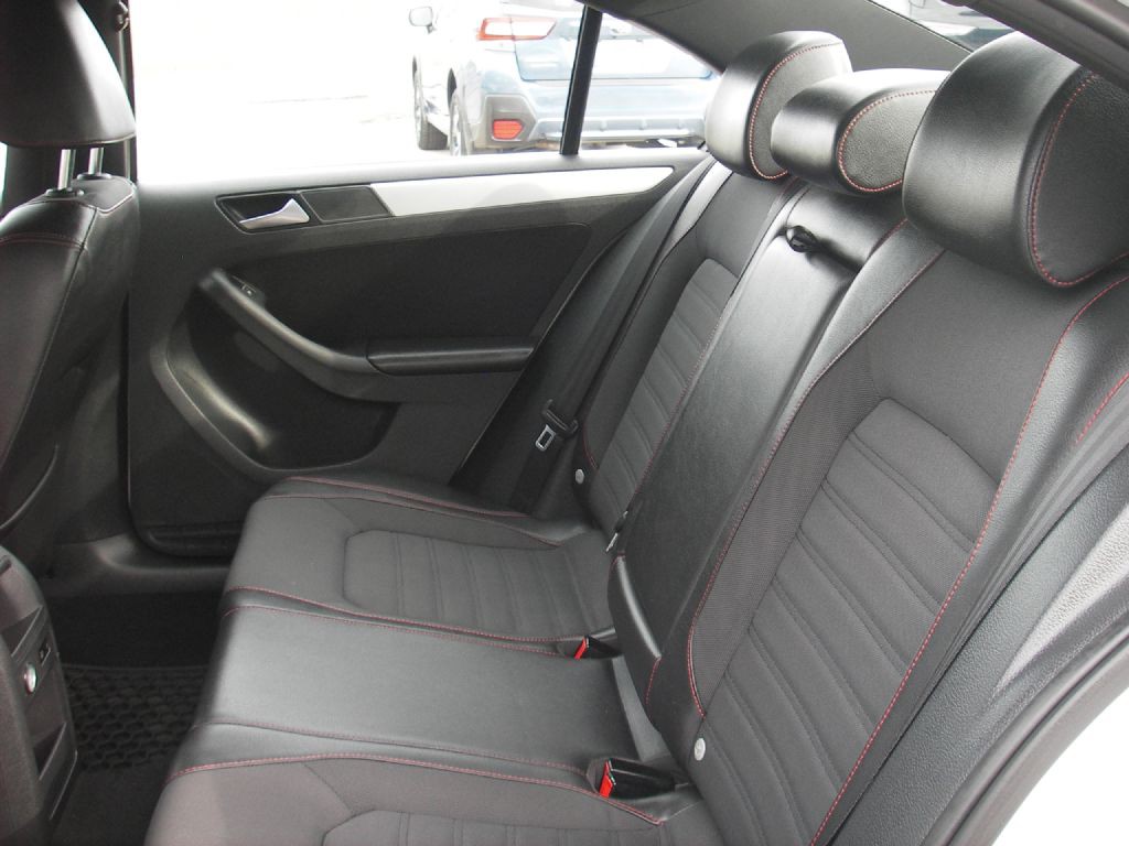 2014 Volkswagen Jetta Image 25