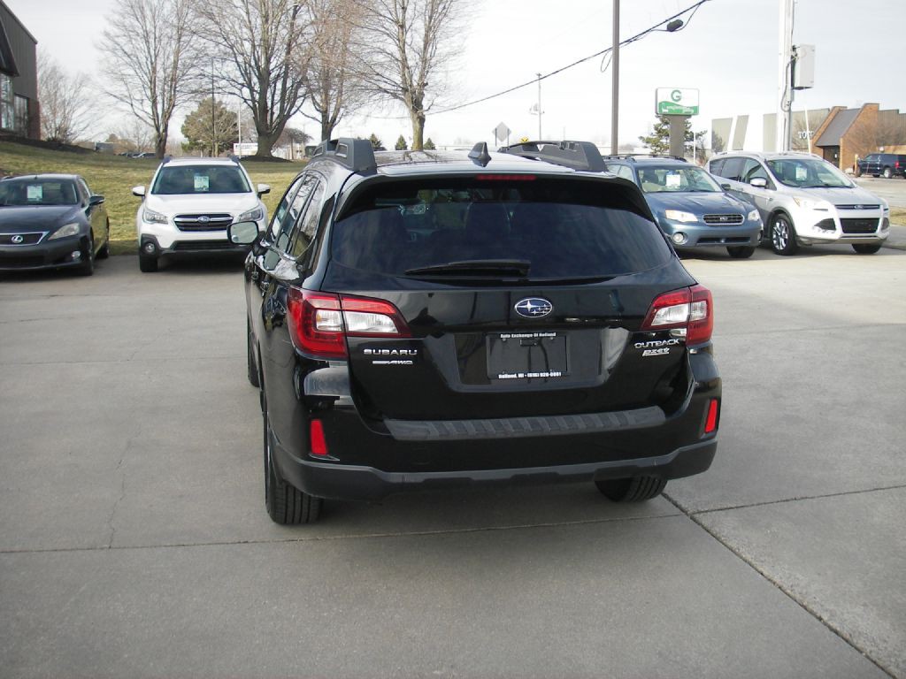 2017 Subaru Outback Image 8
