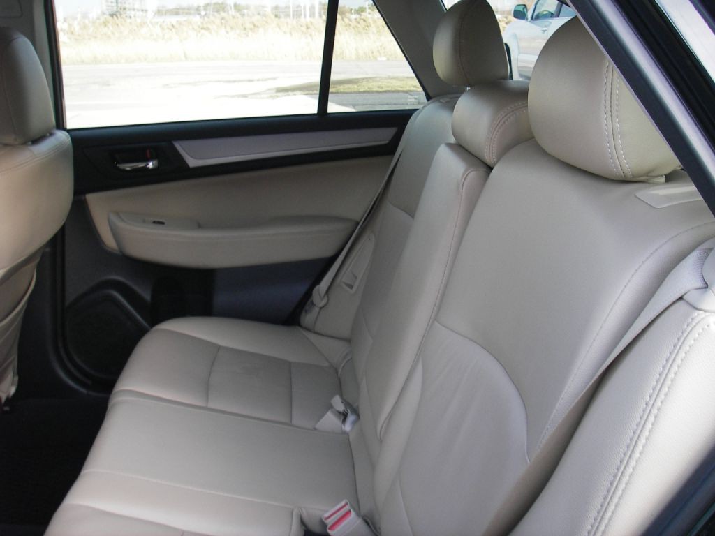 2017 Subaru Outback Image 26