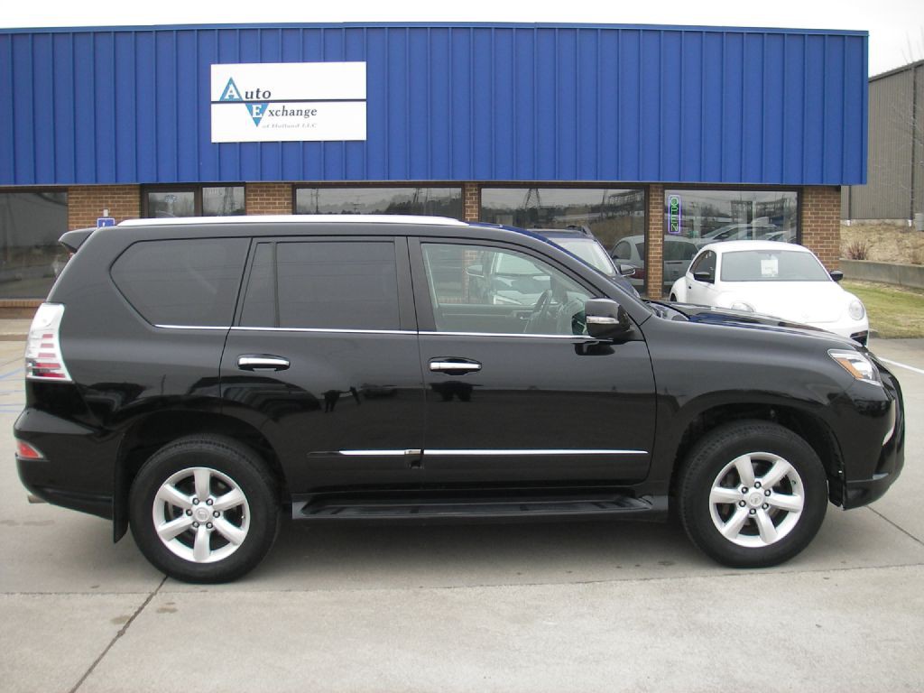 2016 Lexus GX Image 4