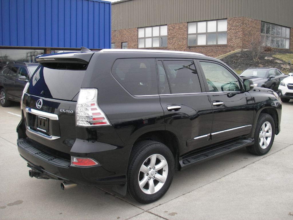 2016 Lexus GX Image 5