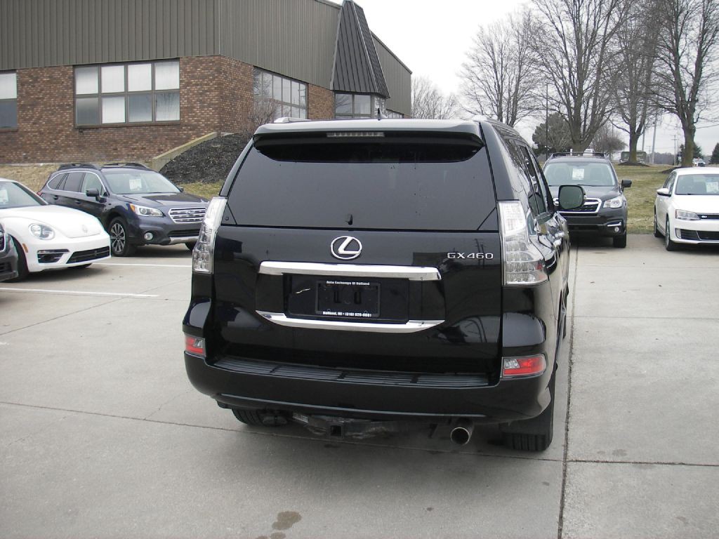 2016 Lexus GX Image 6