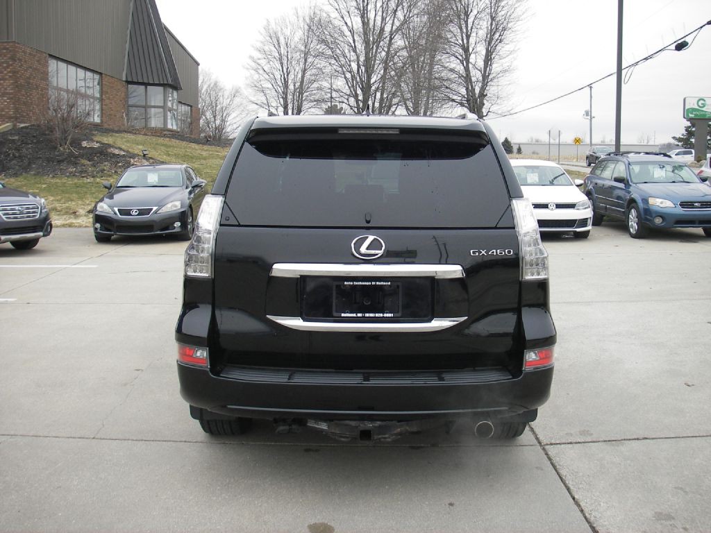 2016 Lexus GX Image 7