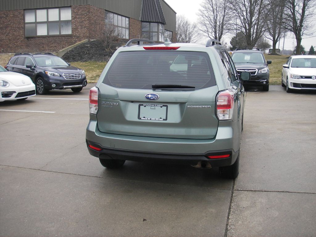 2018 Subaru Forester Image 6