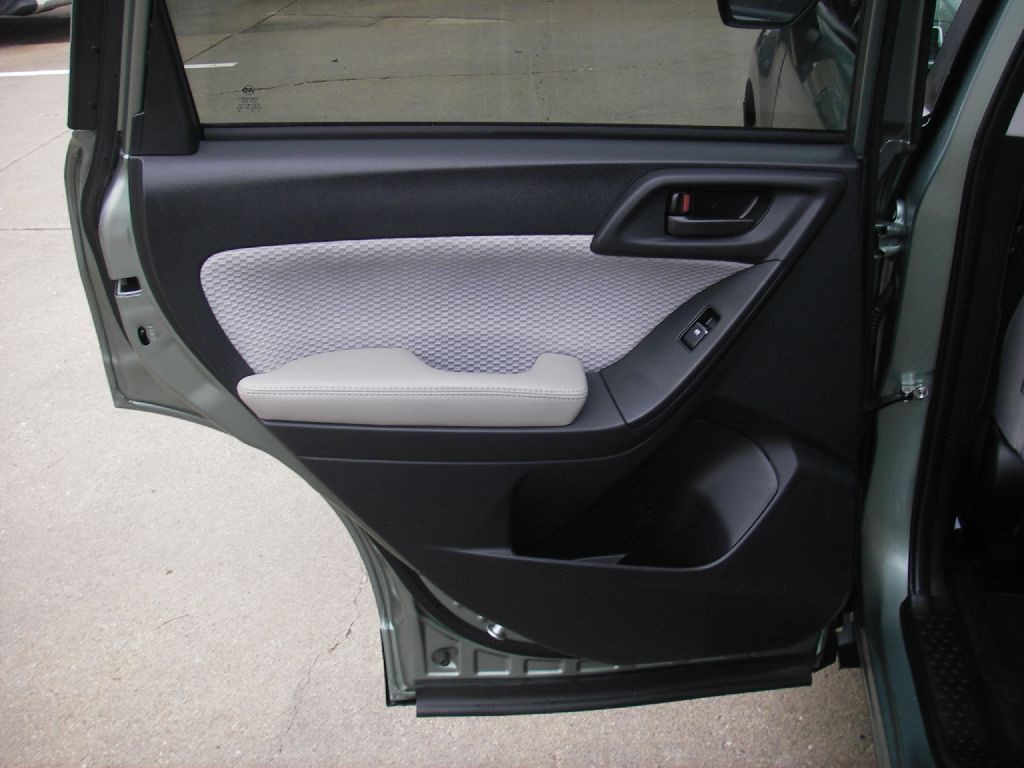 2018 Subaru Forester Image 25