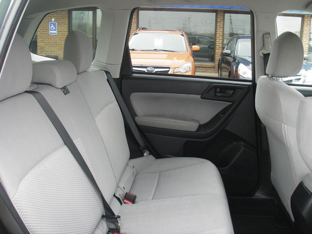2018 Subaru Forester Image 29