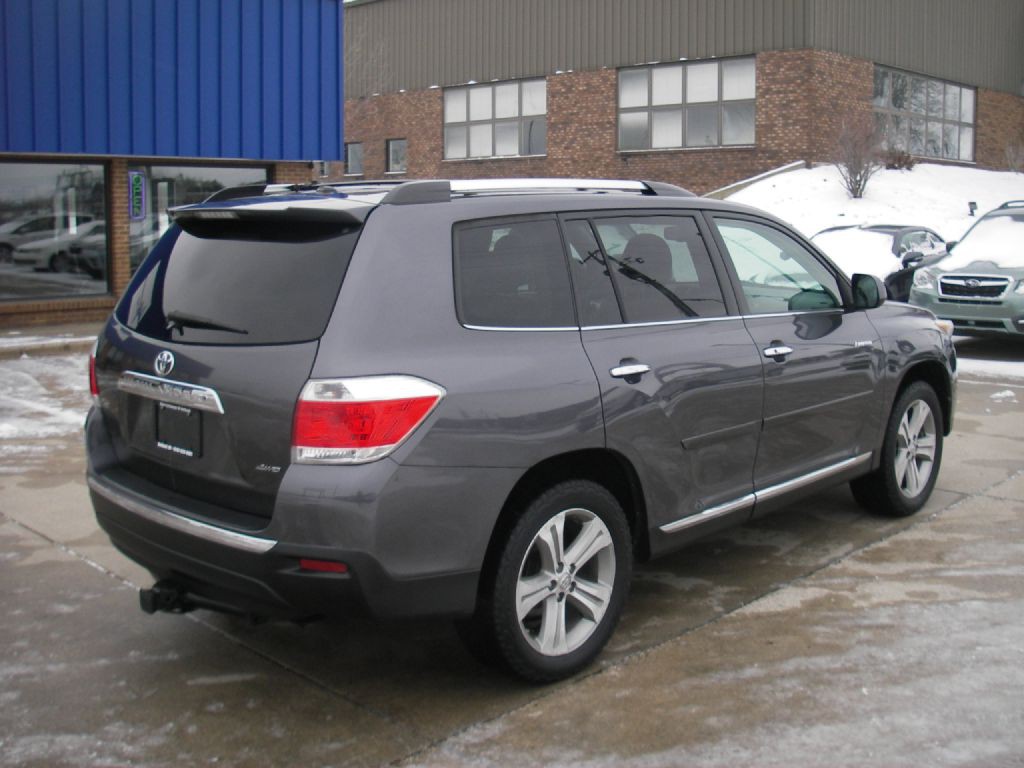 2012 Toyota Highlander Image 5