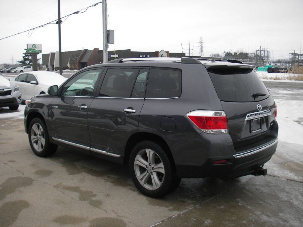 2012 Toyota Highlander Image 9