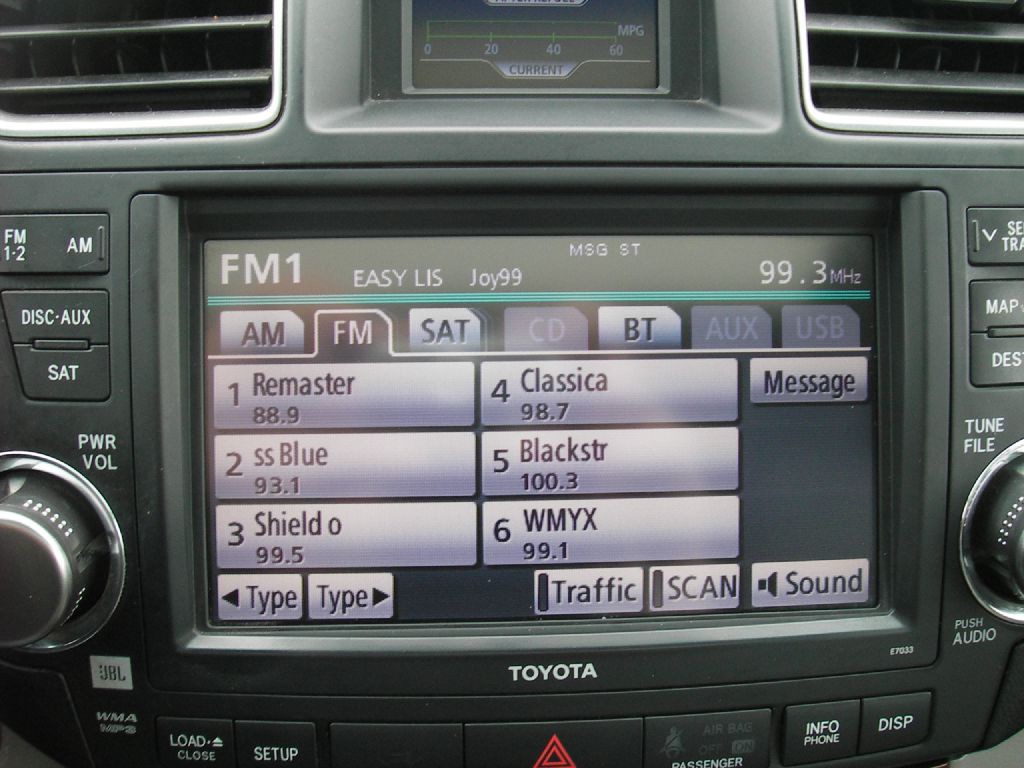 2012 Toyota Highlander Image 21