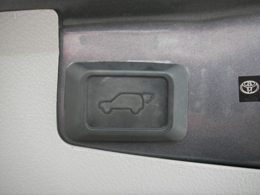 2012 Toyota Highlander Image 32