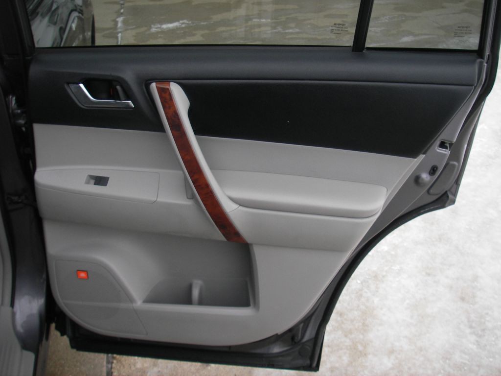 2012 Toyota Highlander Image 36